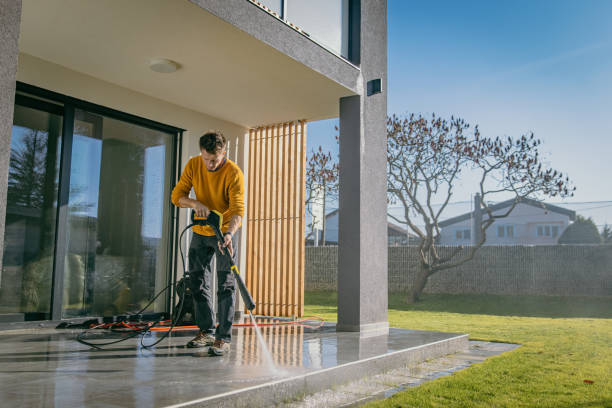 Best Pool Deck Cleaning in Bristol, IN